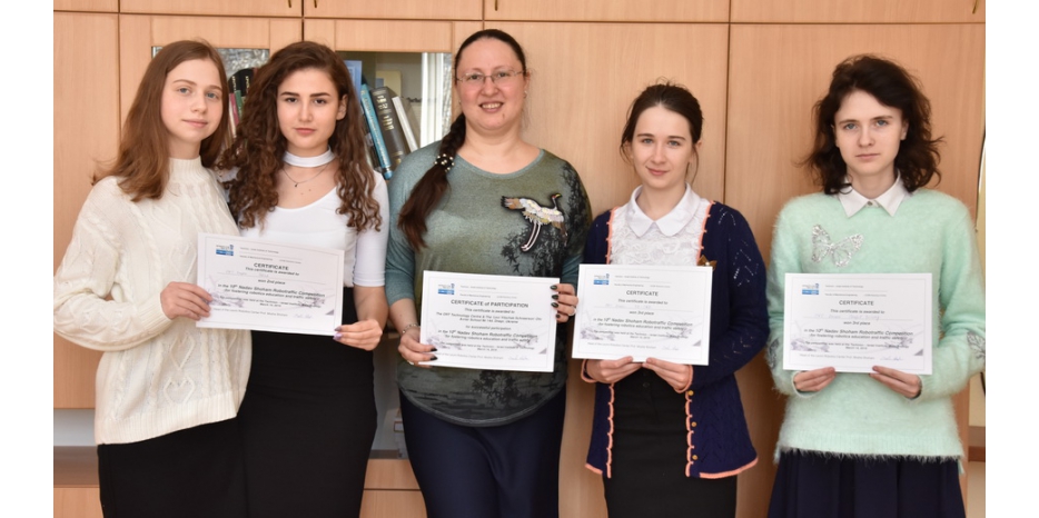 Команда еврейской школы взяла призовые места на юбилейной олимпиаде «RoboTraffic» в Израиле