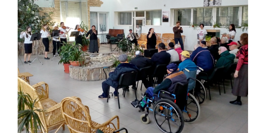 «День добрых дел» для жильцов «Бейт Барух»