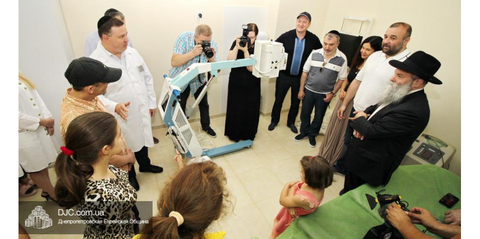 JMC получил в подарок рентгеновский аппарат и кардио-диагностический комплекс