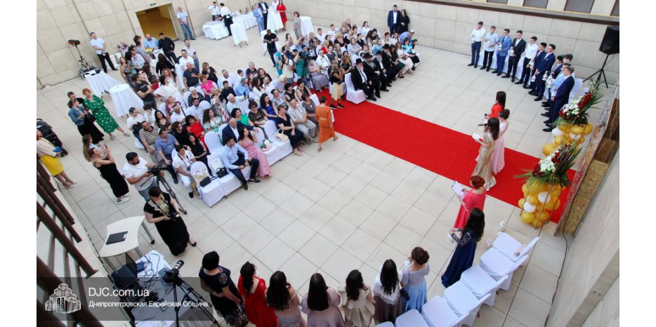 Главный раввин Израиля поздравил выпускников еврейской школы