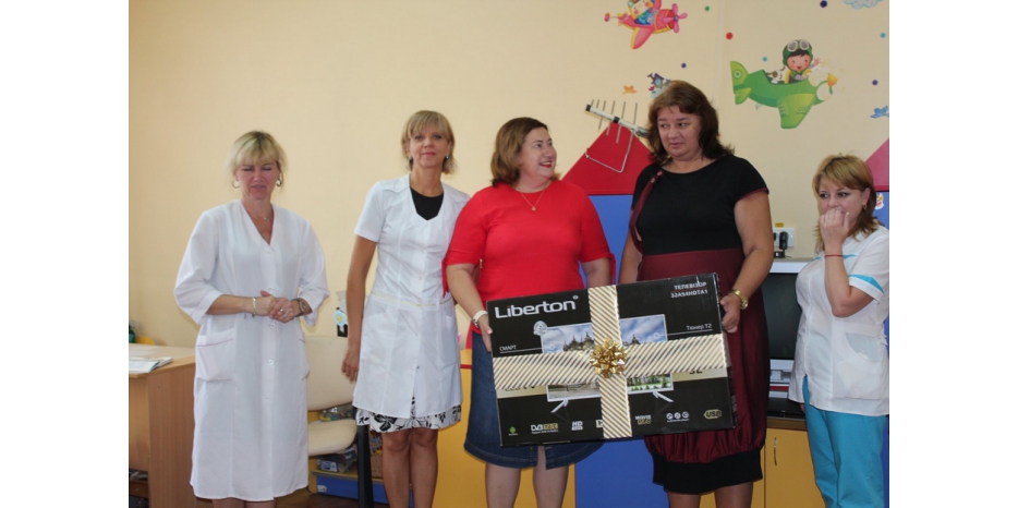 Телевизор в подарок для больных детей