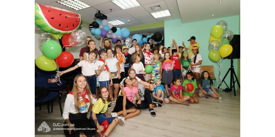 Посткамп завершает летний сезон в детских программах STL