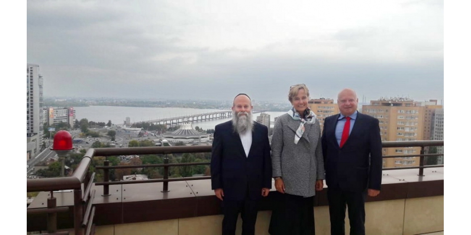 Посол ФРГ Анка Фельдгузен посетила еврейскую общину