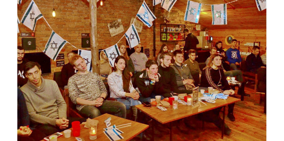 ИКЦ и «Гилель» провели совместное мероприятие «Лекция на баре»