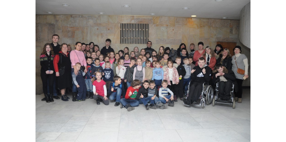 BB/BS побывали в чудесном «Зазеркалье»