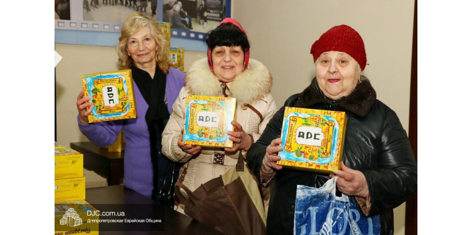 Пять тысяч евреев получат в Хеседе в подарок мацу на Песах