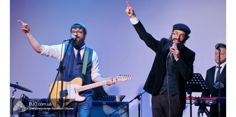 Впервые в Днепре! Группа «8th Day» выступила в «Меноре»
