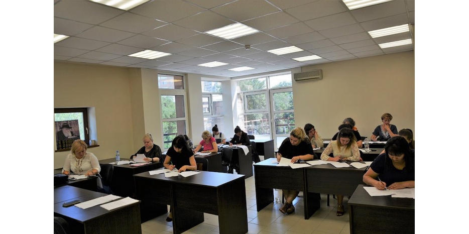 Двадцать четыре мамы из «Маале» стали студентками «Бейт Ханы»