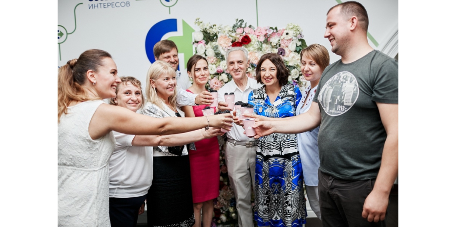 С бат-мицвой