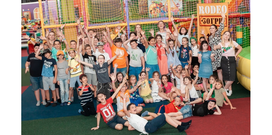 Завершилась первая в августе недельная смена в детских лагерях STL