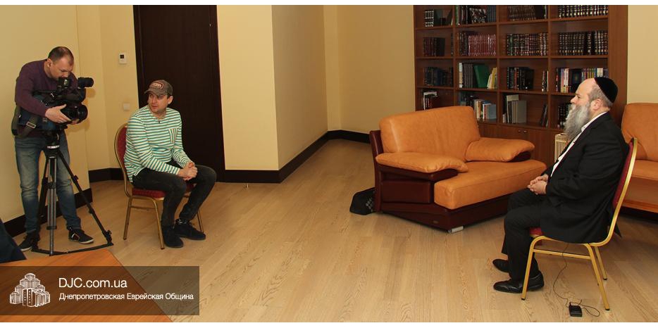 «5 канал» готовит большой материал о еврейской общине Днепра