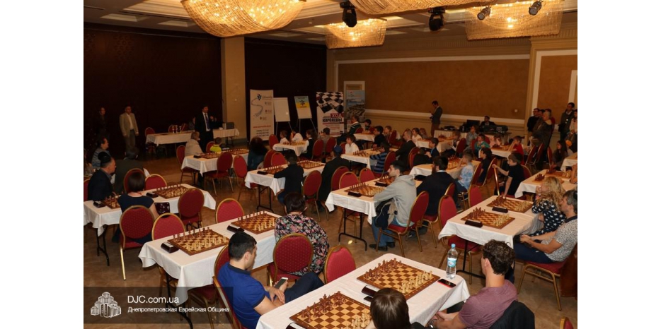 Шахматный праздник «Ход Королевы» объединил три турнира