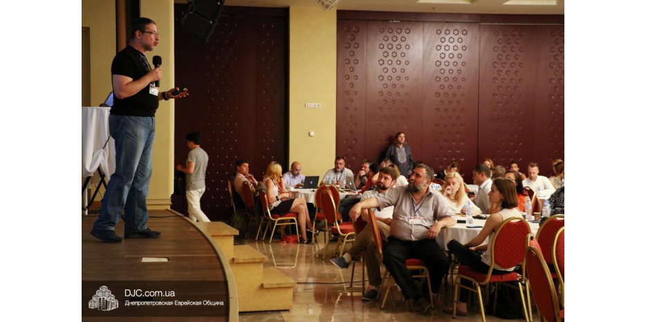 В «Меноре» днепровский бизнес энергично поддерживал кардинальные экономические реформы