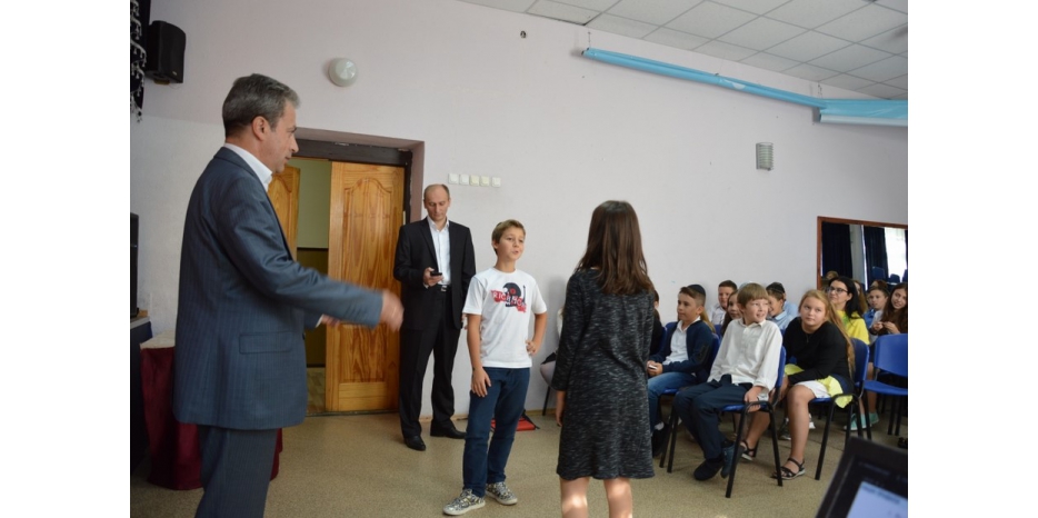 Учеников еврейской школы хотят научить азам профессии «переговорщик»