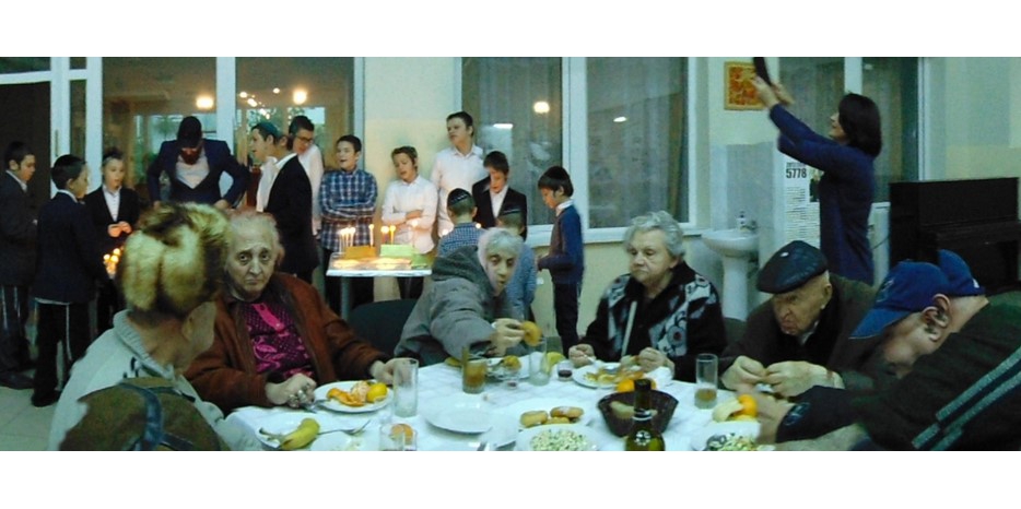 Волшебство Хануки в «Бейт Барух» с израильским коммьюнити