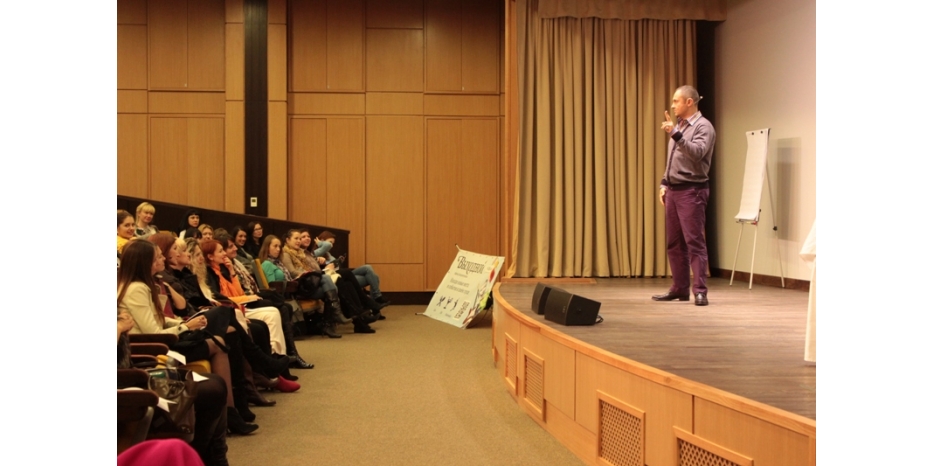 В «Меноре» объясняли женщинам