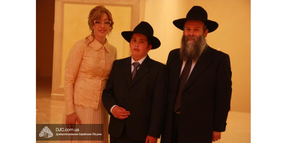 Большой праздник для всей общины – Бар-мицва Реувена Каминецкого