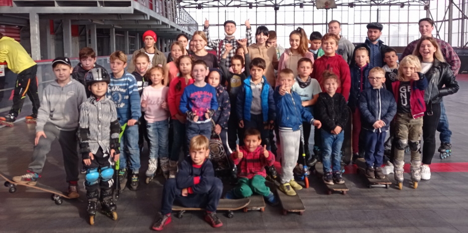 JBBBS на роликах и в боулинге