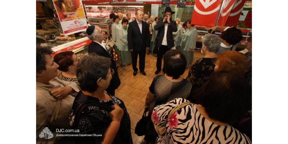 Новогодние подарки Хеседа своим подопечным