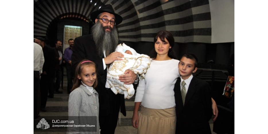 Брит-мила в Центральной синагоге «Золотая Роза»