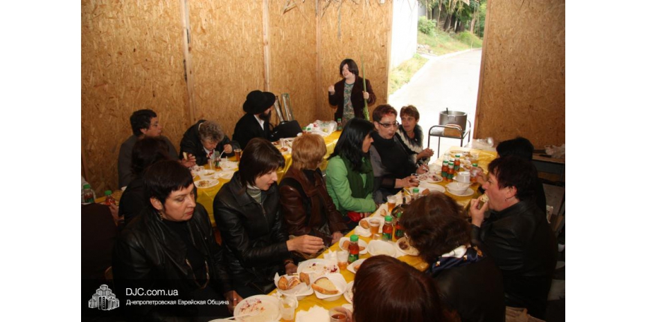 Праздник Суккот для учителей еврейской школы