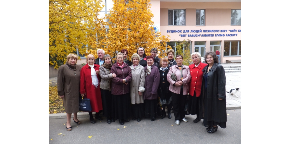 Ансамбль «Кохавим» побывал в гостях у жильцов «Бейт Барух»