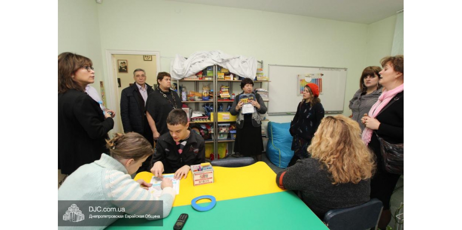 Бостонская делегация посетила Образовательный Ресурсный Центр «Маале»