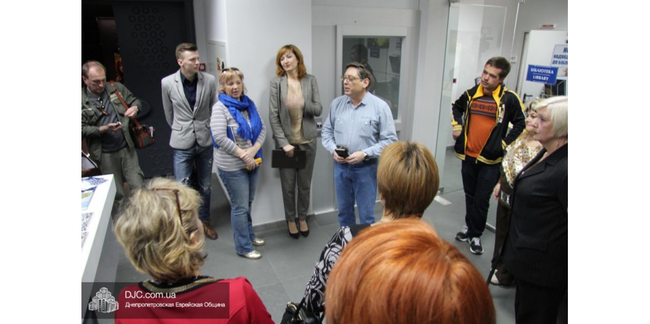 При музее «Память еврейского народа и Холокост в Украине» открылась библиотека