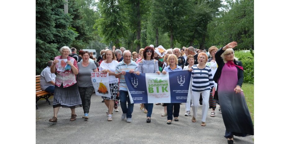 «Хесед Менахем» представил видеоклип о Лаг Ба Омере в лагере «Золотий вік»