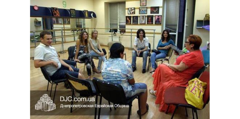 Театр «ТАБУ» готовит сани летом – находясь на каникулах