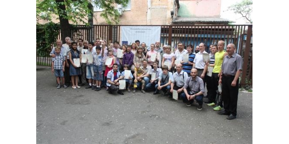 На межнациональном шахматном турнире победила команда «Института Украиники»
