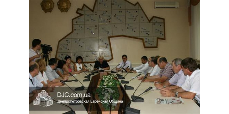 «Громадська Рада» резко осуждает акты вандализма