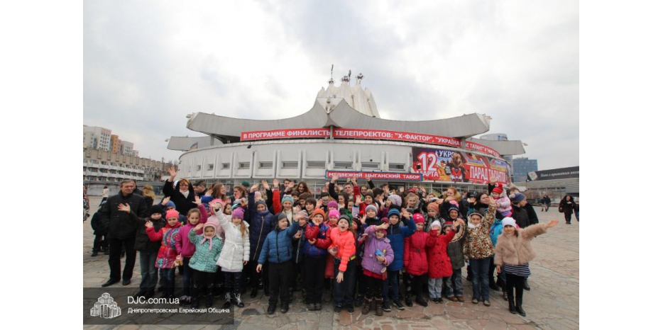 Дружба начинается с цирка!