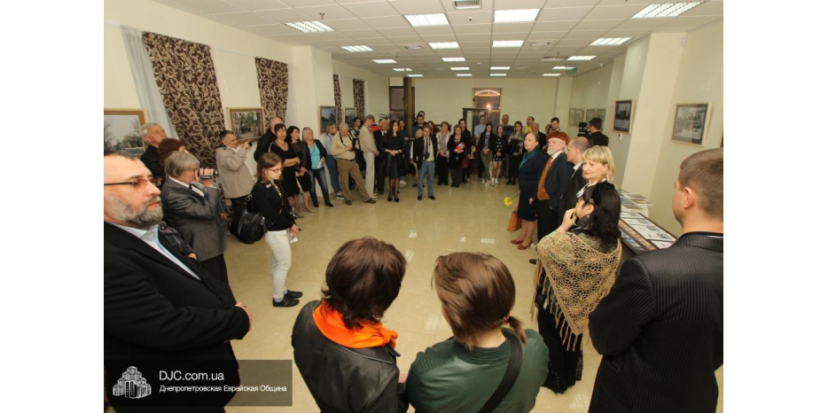 В «Меноре» открылась выставка фоторабот Михаила Кублика «Улицы старого города»