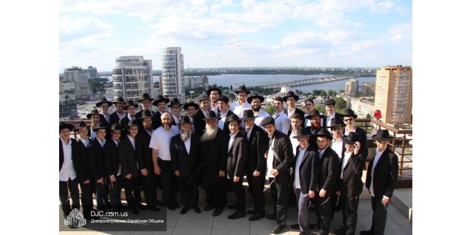 Визит делегации «Oholei Torah»: встреча с раввином Каминецким