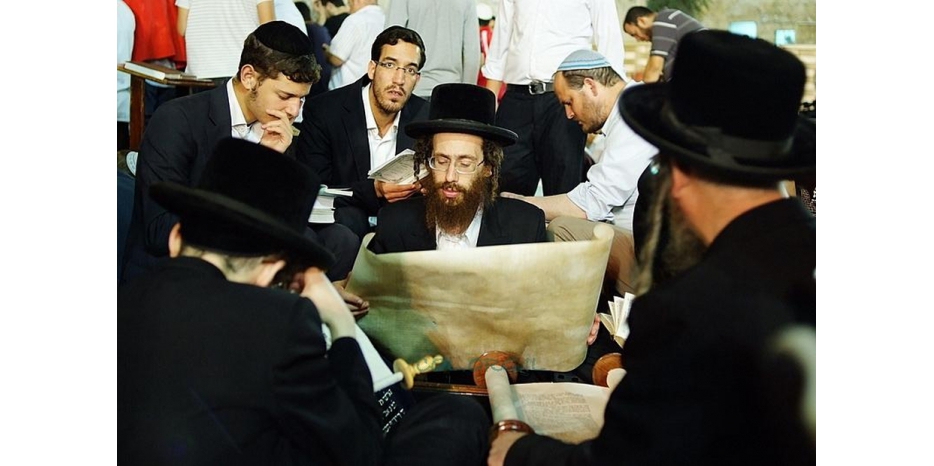 В субботу вечером в синагоге будут читать Свиток Эйха