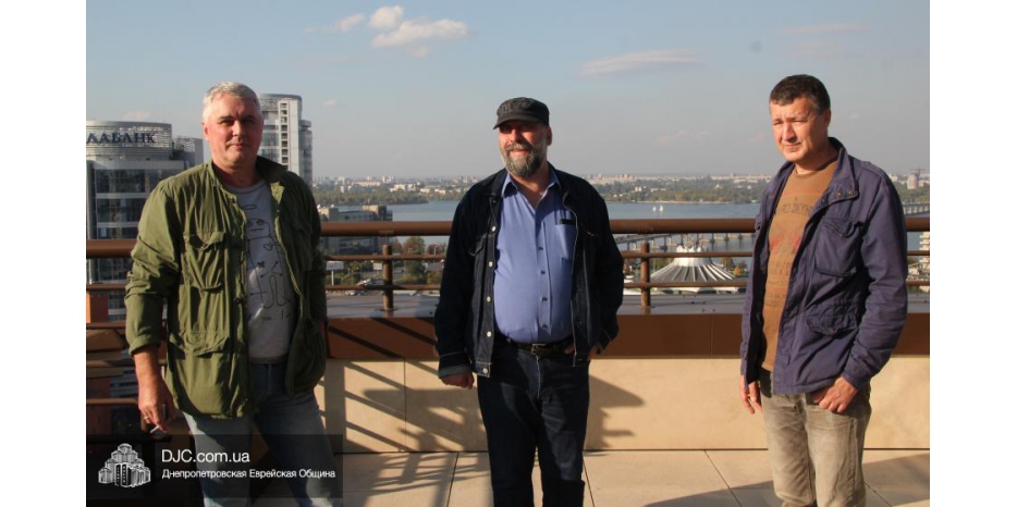 Лесь Подеревянский: «Еврейская община Днепра - это что-то мегалитическое!»