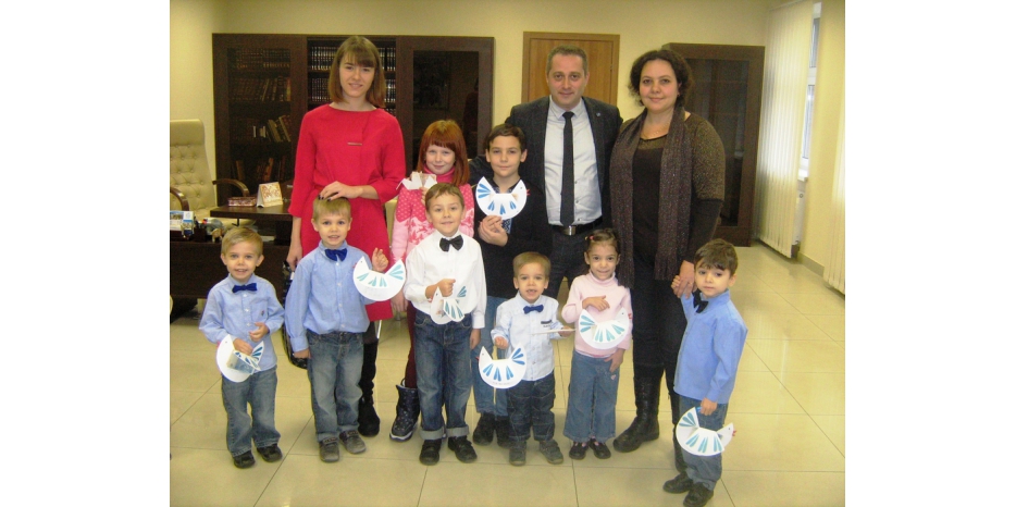 Украинские дети инициировали акцию солидарности с Израилем