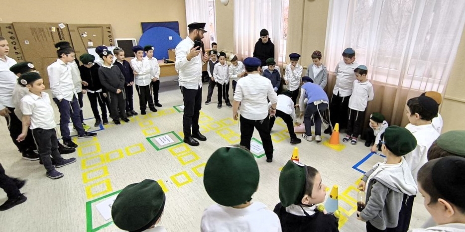 Рош Ходеш Кислев в иешиве имени раввина Леви-Ицхака Шнеерсона