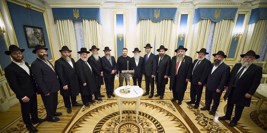 Ханука у Президента Украины: Главный раввин Днепра зажег первую свечу