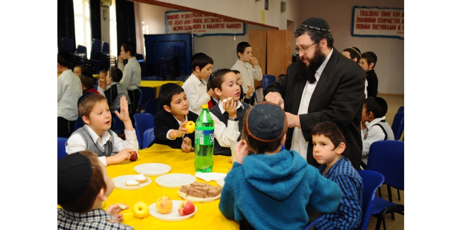 Рош Ходеш Кислев в иешиве-ктана