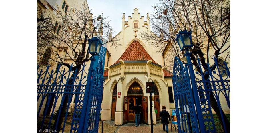 Одна из главных синагог Праги открылась после реконструкции