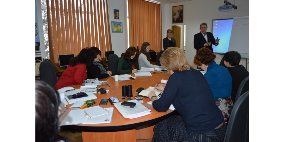 Пока за окном непогода – руководство школы училось коучингу