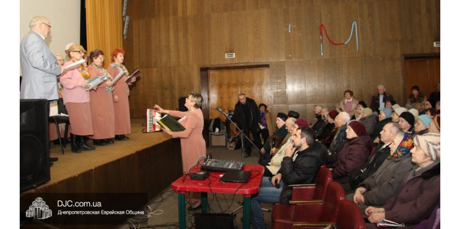 Большой концерт талантов Хеседа для ветеранов Соборного района