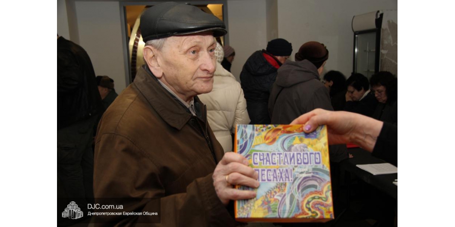 Четыре тысячи двести тридцать человек получат мацу в подарок от «Хеседа Менахем»