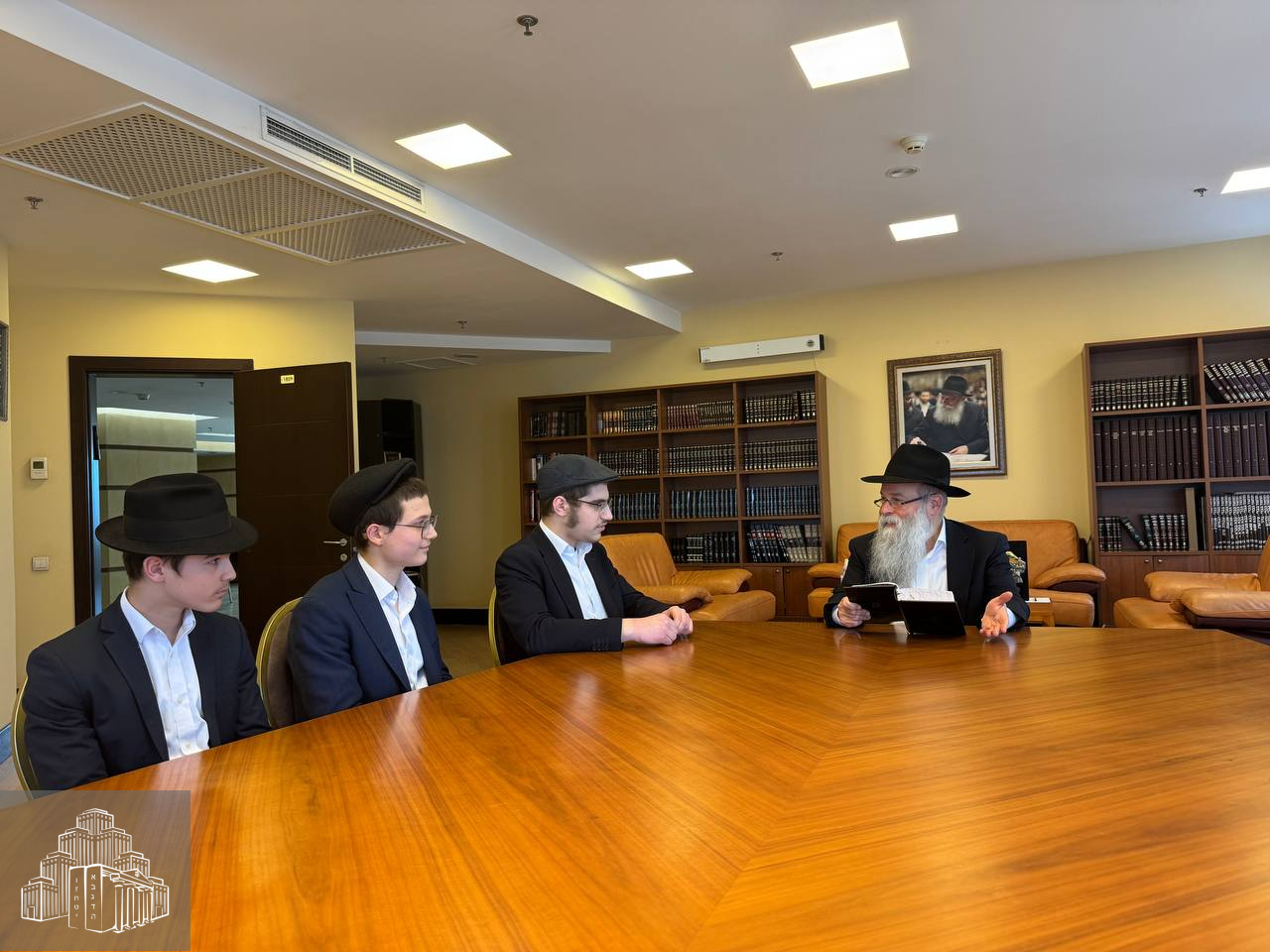 photo_2025-06-10_08-44-55