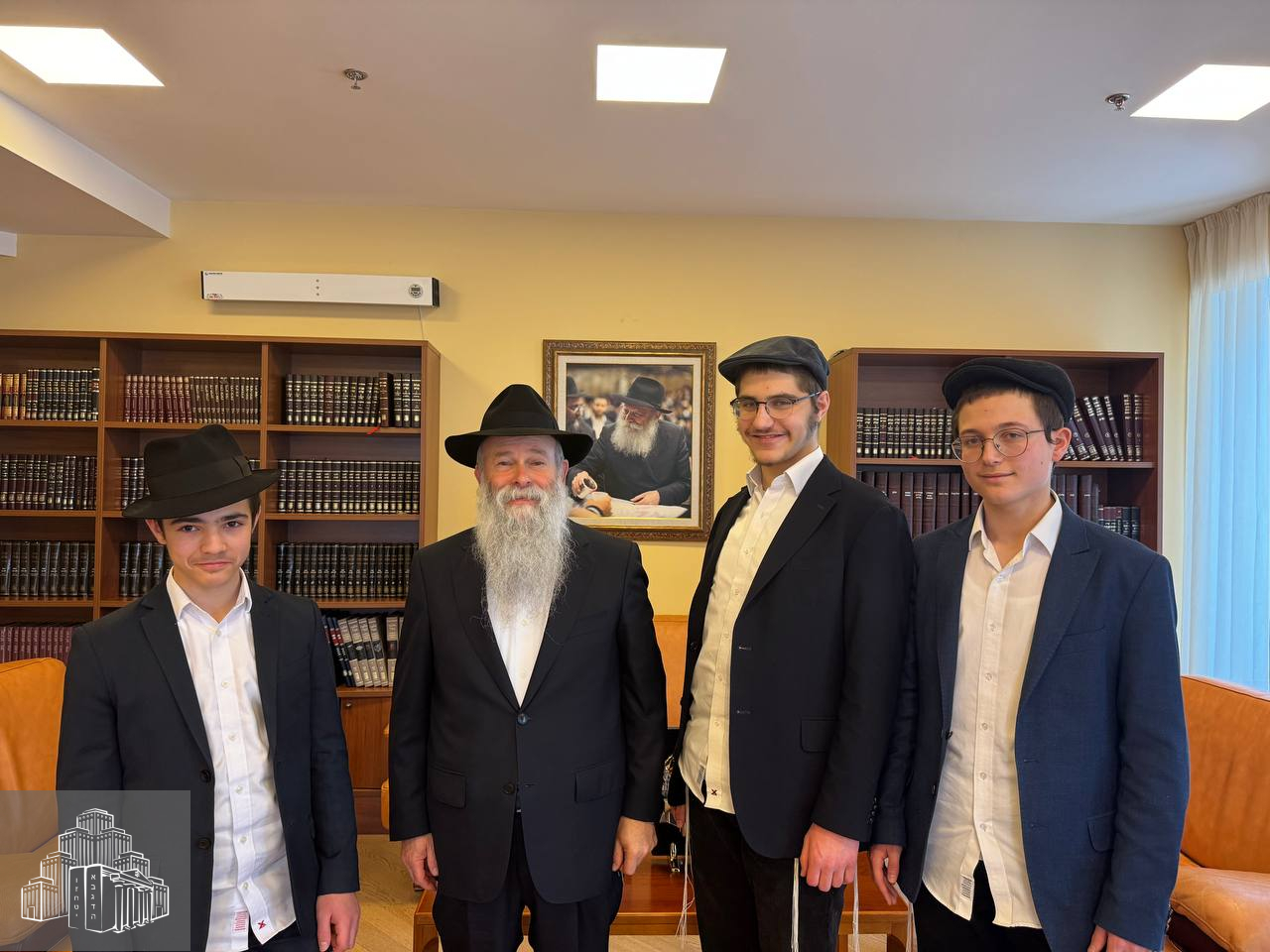 photo_2025-06-10_08-45-03