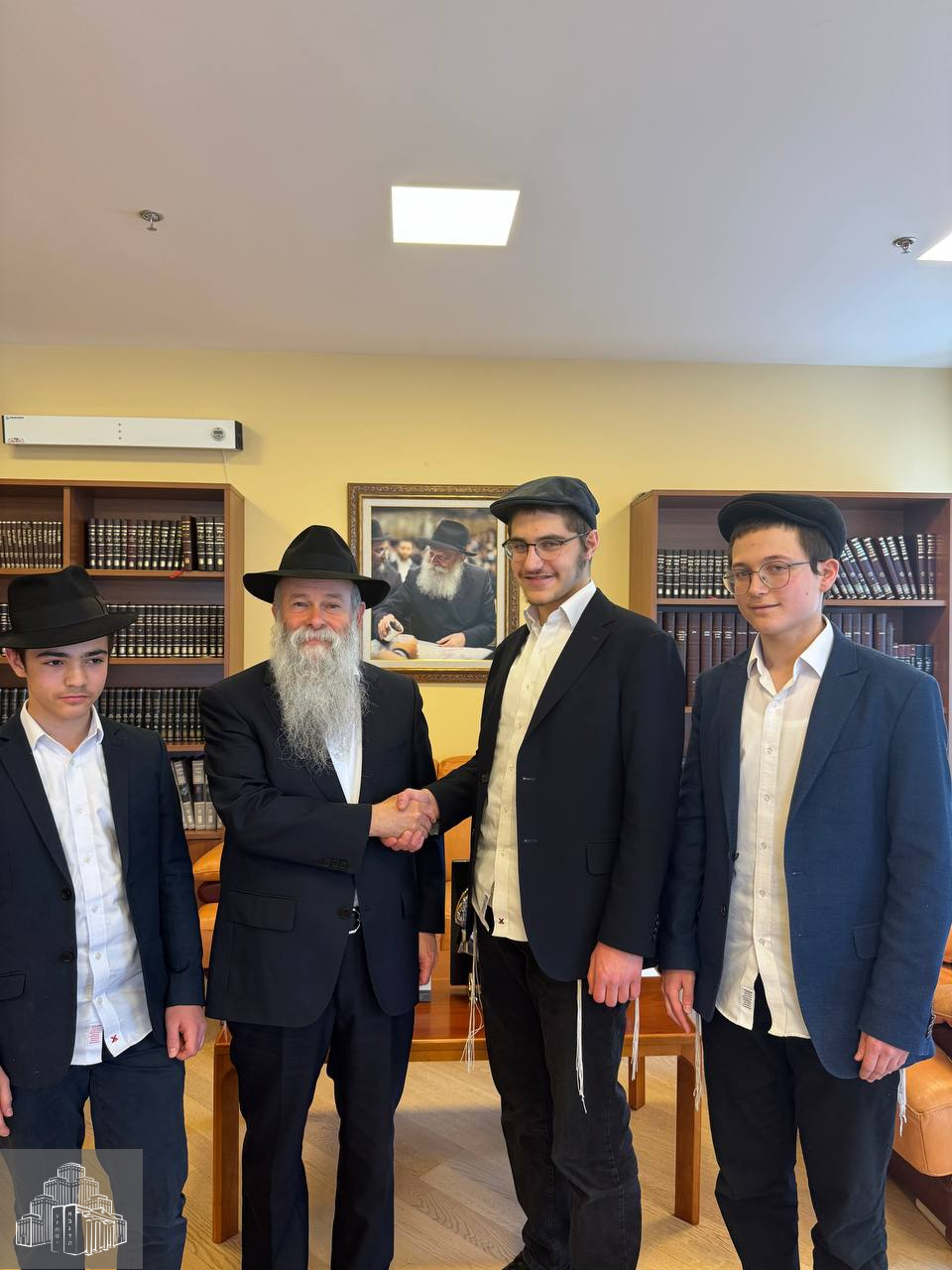 photo_2025-06-10_08-45-11