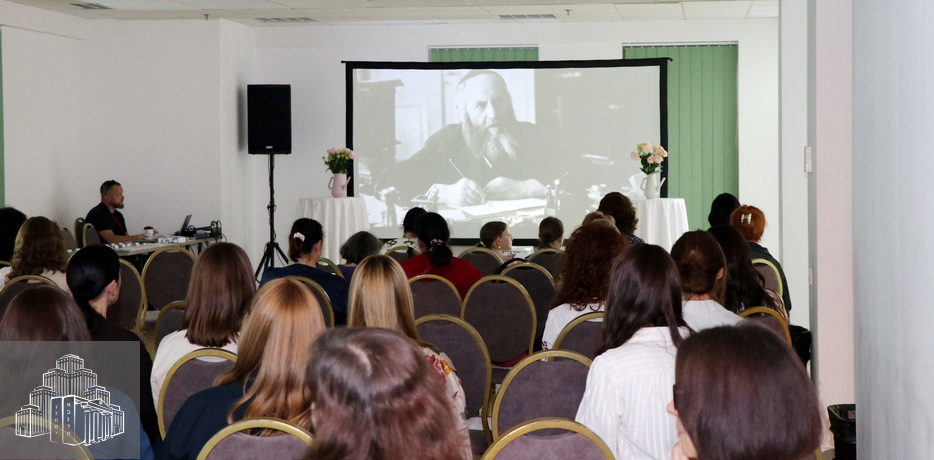 019